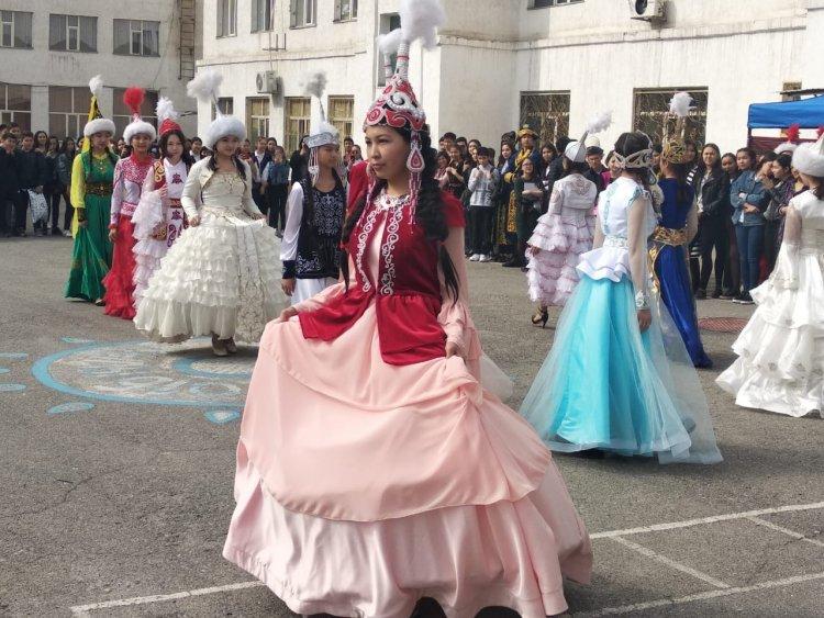 "Әз Наурыз мерекесі келді!"