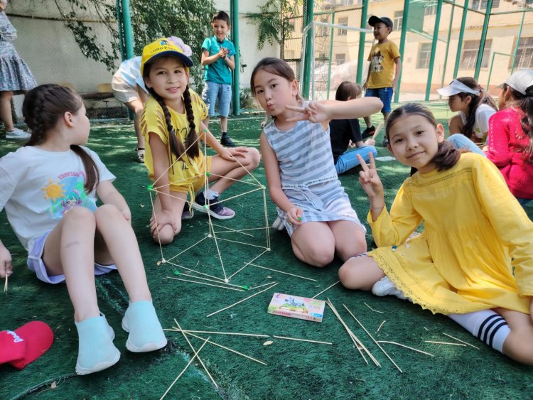 "КЕЛ,БАЛАЛАР,ТАНЫСАЙЫҚ!"