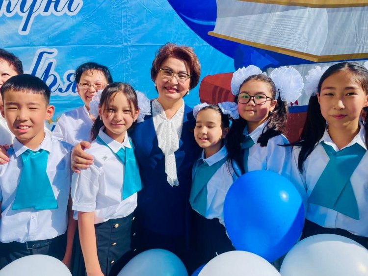 "МЕКТЕП - МЕЙІРІМ МЕКЕНІ" алғашқы қоңырау іс-шара