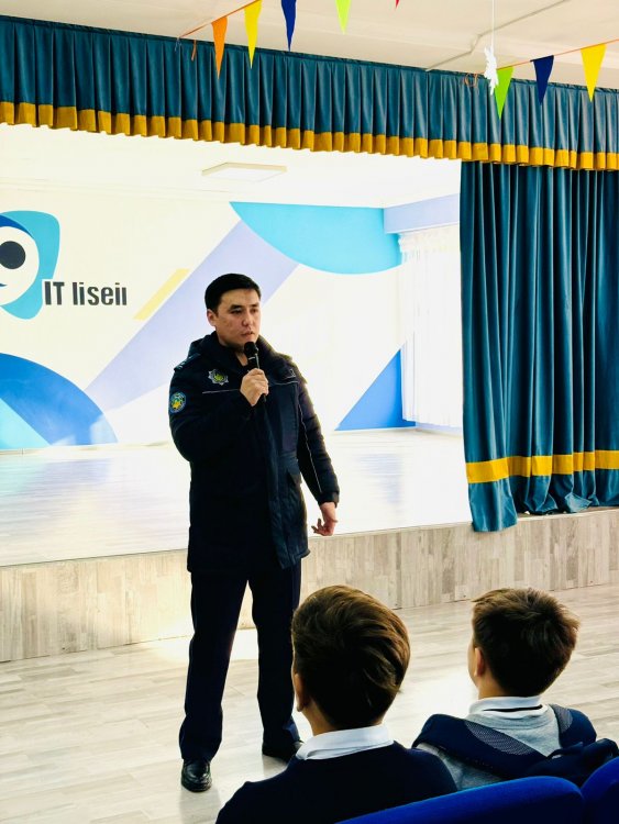 ҚҰҚЫҚТЫҚ КЕЗДЕСУ