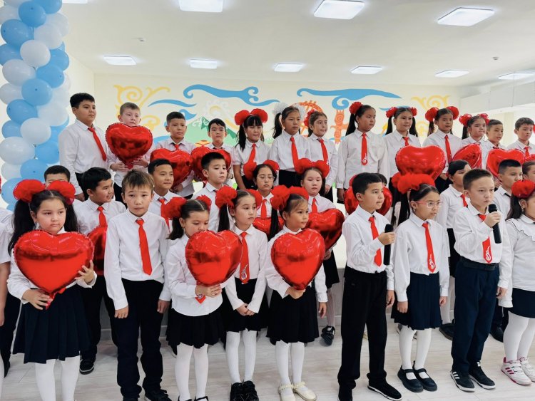 ҰСТАЗҒА АЛҒЫС !