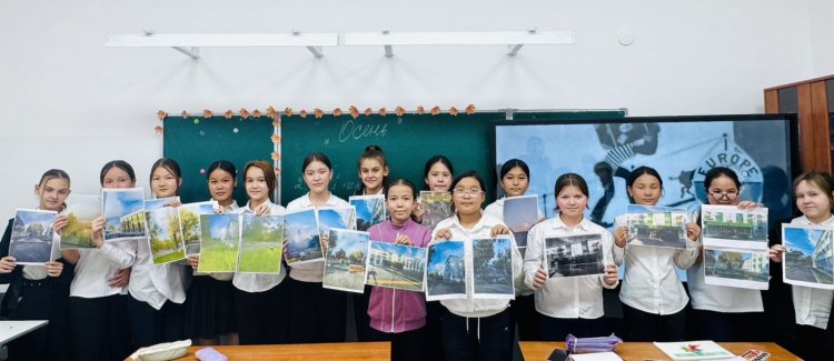 КӨРКЕМ ЕҢБЕК САБАҒЫНДА ФОТО ӨНЕР КӨРСЕТУ