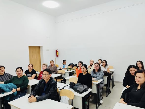 АТА-АНАЛАР ЖИНАЛЫСЫ