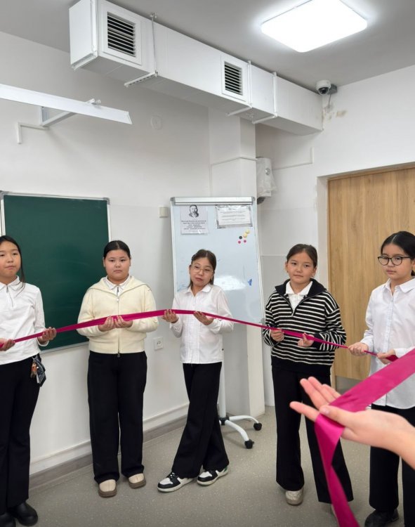 «ДОСТЫҚ – ЖҮРЕКТЕН ЖҮРЕККЕ» атты психологиялық тренинг