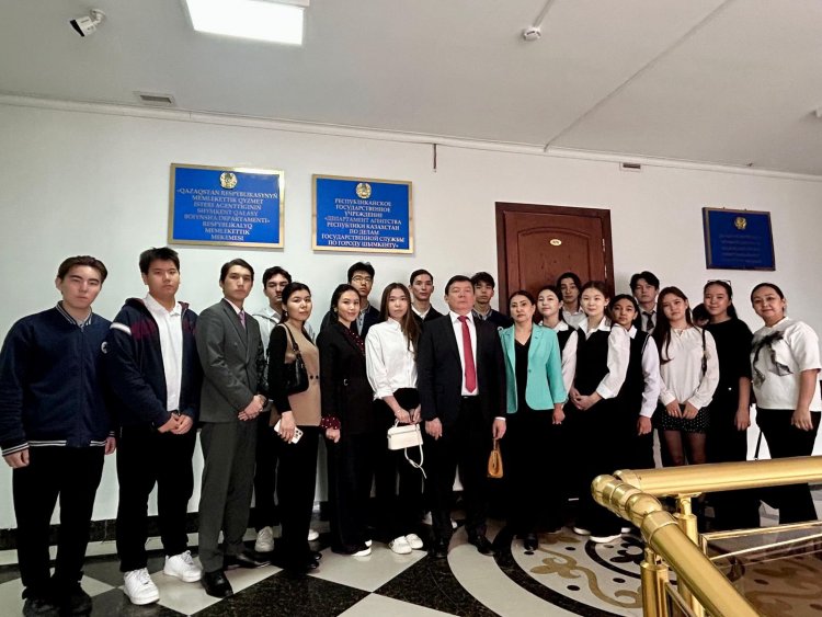 МЕМЛЕКЕТТІК ҚЫЗМЕТКЕ ҚАДАМ: АШЫҚ ЕСІК КҮНІ